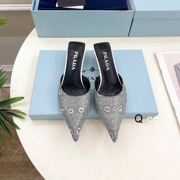 Picture of Prada Shoes _SKUPradasz35-40319079.5CMXC0401